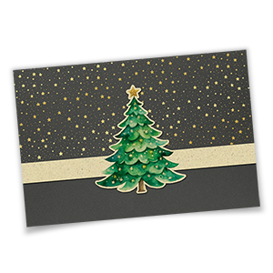 Vergrößere Abbildung Dunkelgraue Weihnachtskarte mit naturbrauner Banderole, formgestanztem Baum und goldenen Sternen